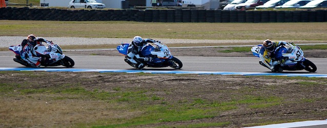 Allerton leads Hern at the final Phillip Island race