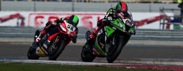 Sykes racing for victory, Laverty in pursuit