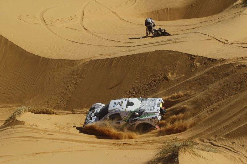 Africa Eco Race crédit photo : Alain ROSSIGNOL - Jorge CUNIA //www.africarace-live.com
